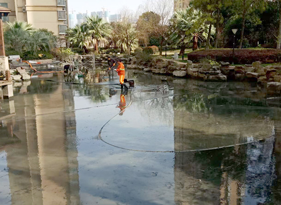 盐源景观池淤泥清理